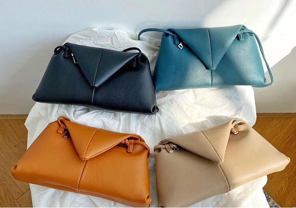 ENVELOPE TRIANGLE BAG - 3 COLORS