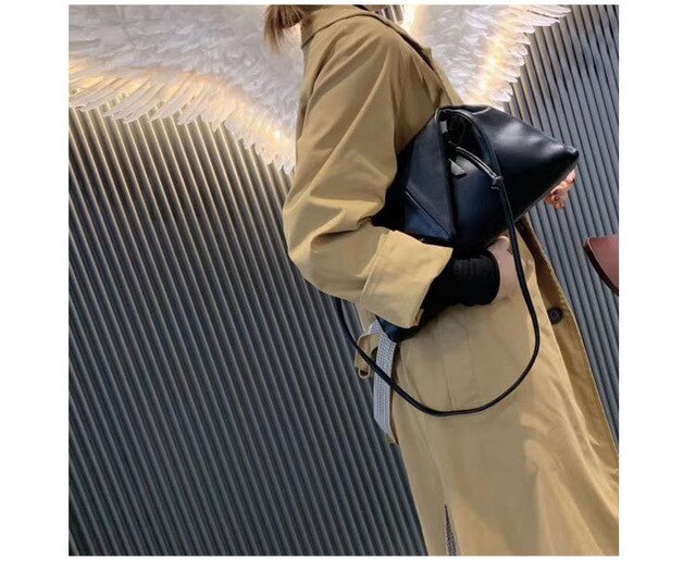 ENVELOPE TRIANGLE BAG - 3 COLORS